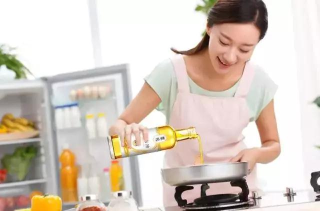 那個每天帶飯上班的女孩，后來怎么樣了？